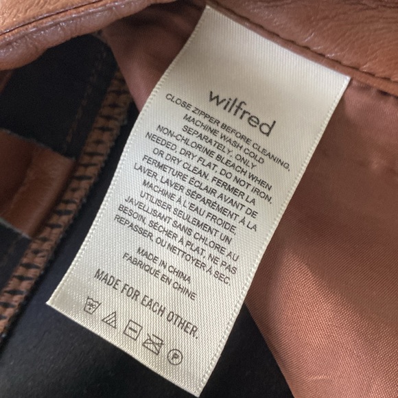 WILFRED ARITZIA sz.4 vegan leather Melina™️ high-rise women’s pant in cognac - Picture 9 of 10